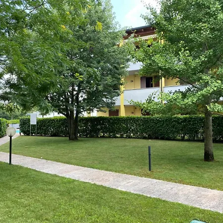 Il Faro Con Giardino In Con Piscina Apartment *